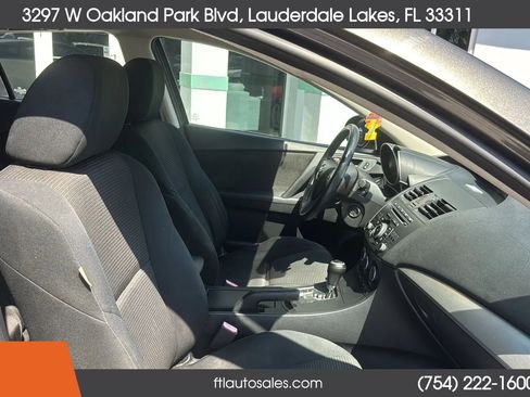 Used 2013 MAZDA MAZDA3 i Touring image 41