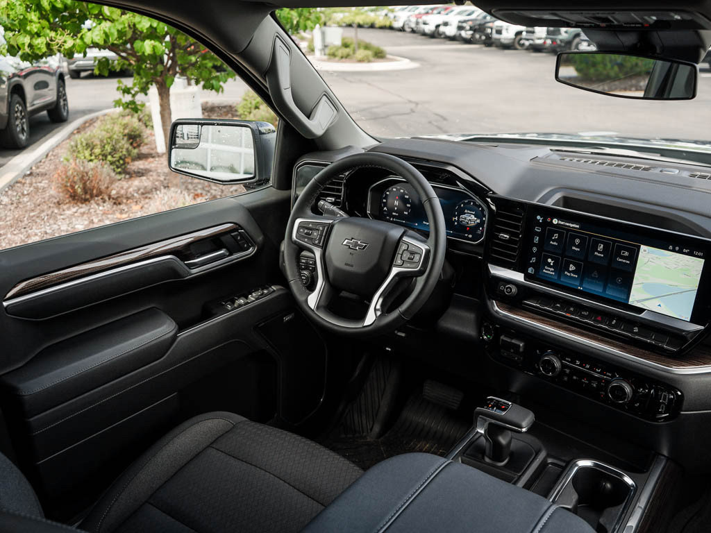 New 2026 Chevrolet Silverado 1500 RST AWD/4WD image 12