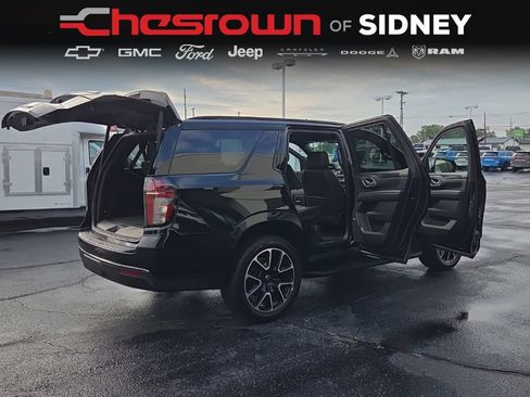 Used 2022 Chevrolet Tahoe RST w/ Luxury Package AWD/4WD image 23