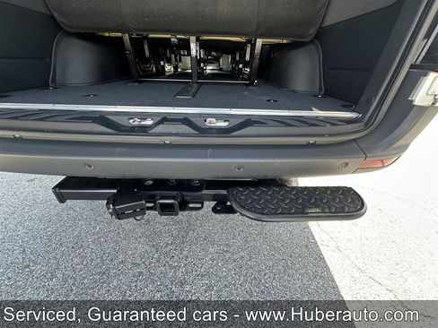 Used 2024 Mercedes-Benz Sprinter 2500 image 32