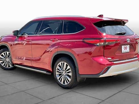 Used 2021 Toyota Highlander Platinum AWD/4WD image 12