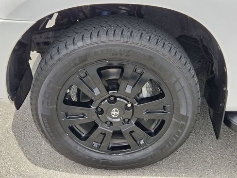 Used 2020 Toyota Sequoia TRD Sport w/ TRD Sport Premium Package RWD image 17
