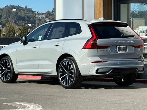 New 2026 Volvo XC60 B5 Ultra w/ Protection Package Premier image 6