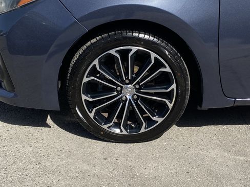 Used 2015 Toyota Corolla S image 22