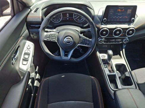 Certified 2020 Nissan Sentra SR FWD image 13