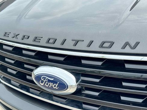 Used 2020 Ford Expedition Limited w/ Equipment Group 303A AWD/4WD image 12