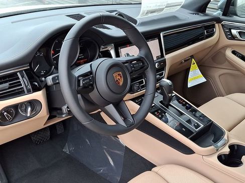 New 2026 Porsche Macan Turbo AWD/4WD image 4