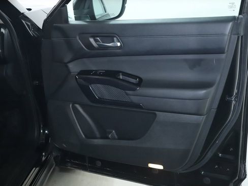 Certified 2022 Nissan Pathfinder S AWD/4WD image 37