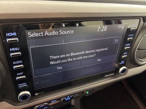 Used 2022 Toyota Tacoma TRD Off-Road w/ Technology Package image 37