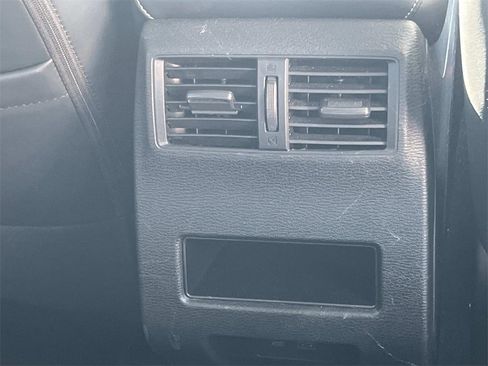 Used 2024 Mitsubishi Outlander FWD image 18