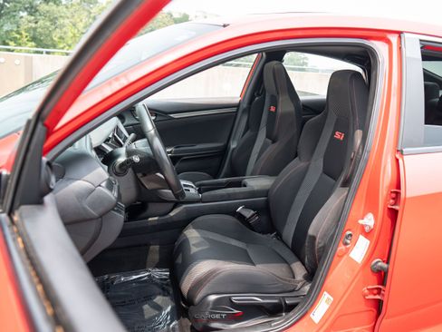 Used 2018 Honda Civic Si image 10