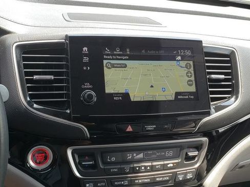 Used 2022 Honda Pilot Touring image 25