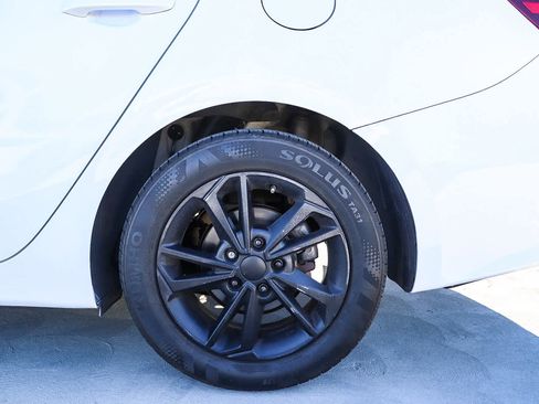 Used 2023 Kia Forte LXS w/ LXS Technology Package image 10