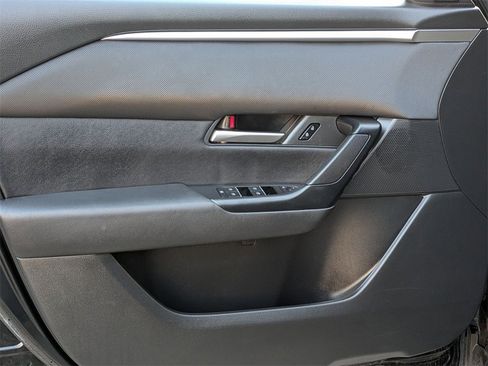 Used 2025 MAZDA CX-50 AWD 2.5 S w/ Premium Package image 10