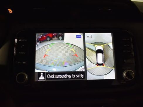 Used 2021 Nissan Kicks SR w/ Interior Electronics Package FWD image 21