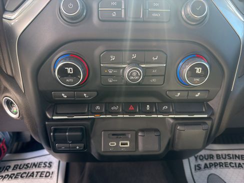 Certified 2020 Chevrolet Silverado 1500 LTZ AWD/4WD image 20