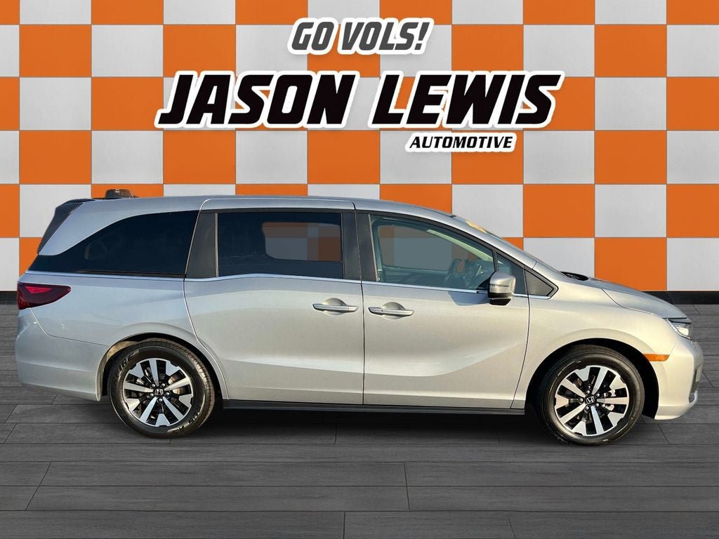 Used 2025 Honda Odyssey EX-L image 2