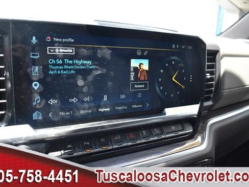 Used 2025 Chevrolet Silverado 1500 LTZ AWD/4WD image 34