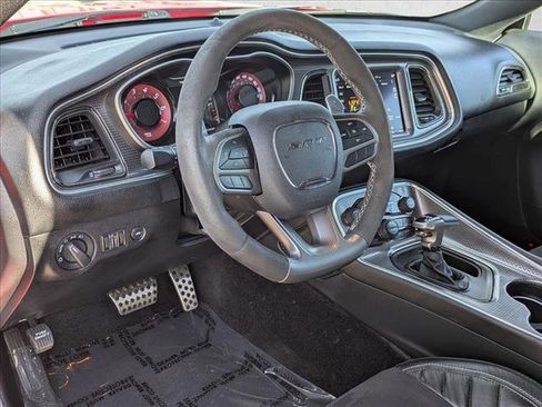 Used 2019 Dodge Challenger SRT Hellcat Redeye image 10