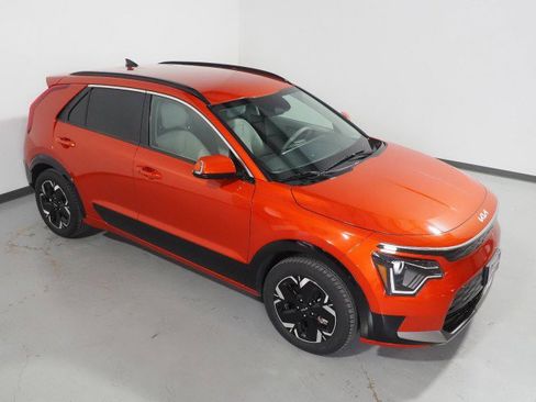 Used 2023 Kia Niro Wind image 12