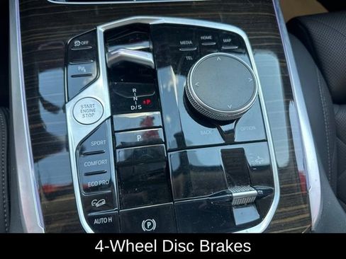 Used 2025 BMW X7 xDrive40i AWD/4WD image 16
