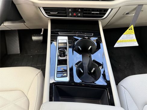 New 2026 Volkswagen Atlas SE AWD/4WD image 13