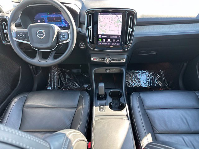 Certified 2024 Volvo XC40 B5 Core AWD/4WD image 13