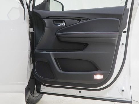 New 2026 Honda Ridgeline Black Edition image 41