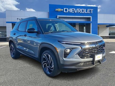 New 2026 Chevrolet TrailBlazer RS w/ Driver Confidence Package image 2