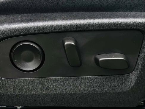 Used 2023 GMC Canyon AT4 w/ AT4 Premium Package AWD/4WD image 42