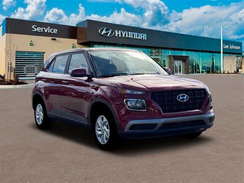 New 2026 Hyundai Venue SE image 11