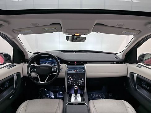 Used 2022 Land Rover Discovery Sport SE image 27