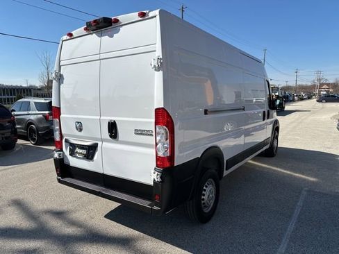 Used 2025 RAM ProMaster 2500 w/ Convenience Group FWD image 6