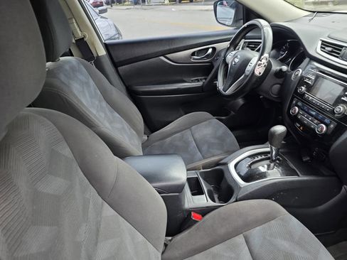 Used 2016 Nissan Rogue SV AWD/4WD image 25