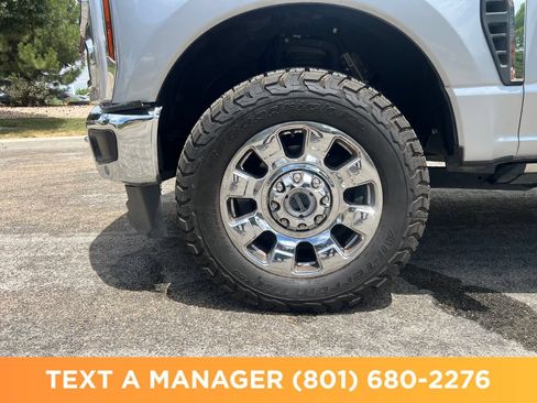 Used 2023 Ford F250 Lariat w/ Lariat Ultimate Package AWD/4WD image 9