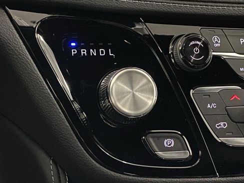 New 2026 Chrysler Pacifica Limited w/ S Appearance Package image 23