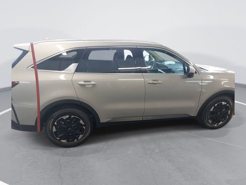 New 2026 Kia Sorento S w/ S Panoramic Sunroof Package image 4