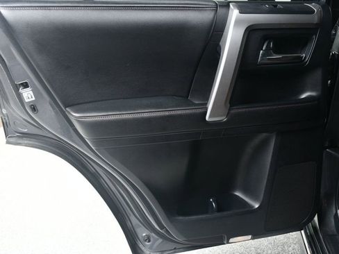 Used 2015 Toyota 4Runner Limited AWD/4WD image 24