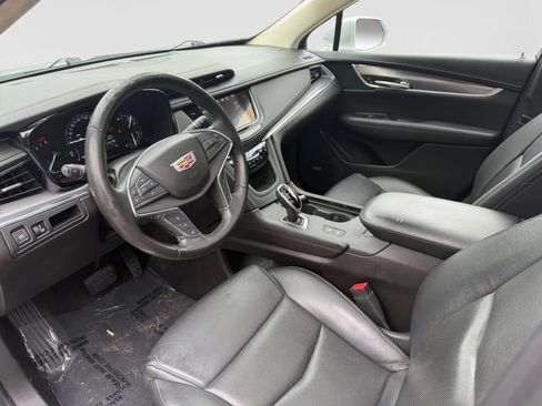 Used 2019 Cadillac XT5 Premium Luxury FWD image 40