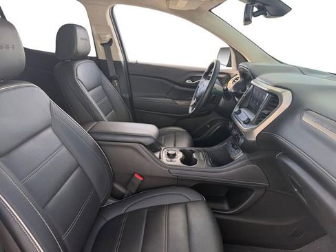 Used 2023 GMC Acadia Denali image 17