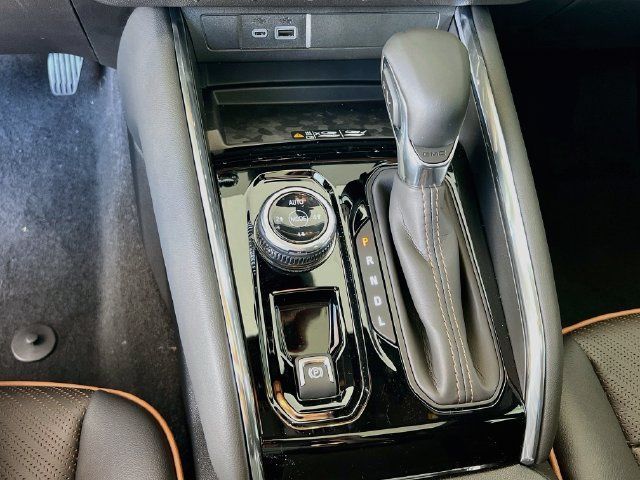 New 2026 GMC Canyon AT4 w/ Technology Plus Package AWD/4WD image 12