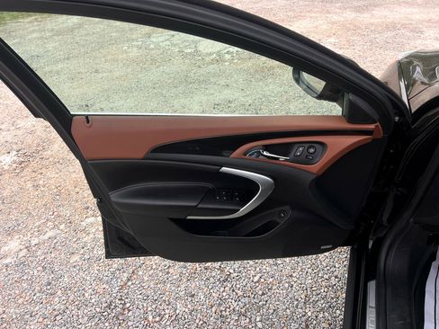 Used 2017 Buick Regal Premium w/ Driver Confidence Package #1 image 12