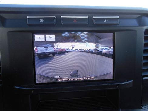 Used 2024 Ford F550 4x4 Regular Cab Super Duty image 10