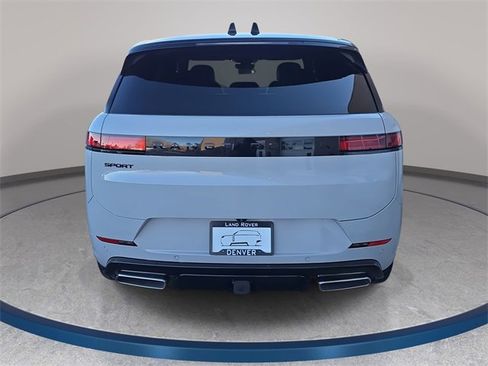 New 2025 Land Rover Range Rover Sport Dynamic SE image 6