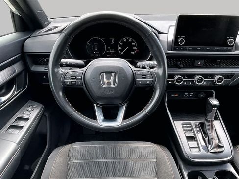 Used 2024 Honda CR-V Sport image 6