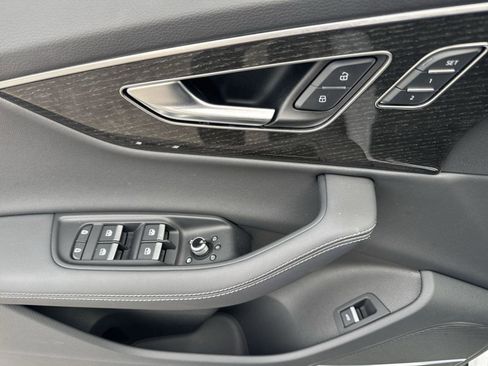 Certified 2025 Audi Q7 Premium Plus w/ Premium Plus Package image 11