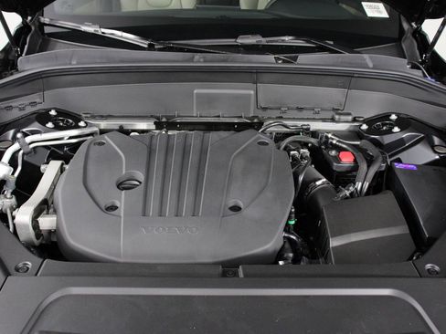 New 2026 Volvo XC90 B5 Plus image 12