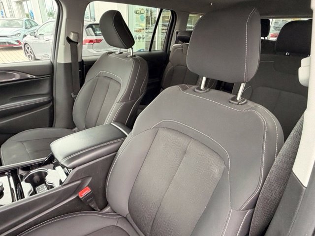 Used 2022 Jeep Grand Cherokee L Laredo w/ Luxury Tech Group I AWD/4WD image 4