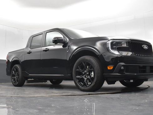 New 2025 Ford Maverick Lobo AWD/4WD image 22