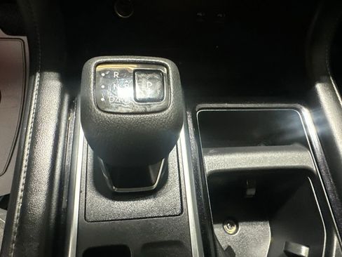 Used 2023 Nissan Pathfinder SL w/ Lighting Package (N92) AWD/4WD image 18